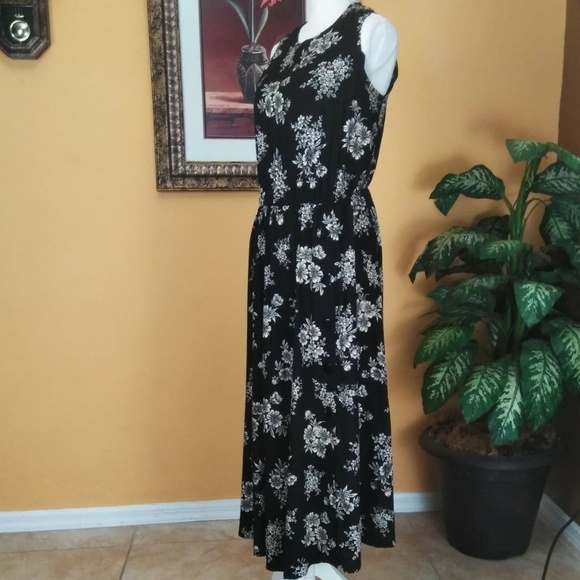 Jamie Brooke Button Front Sleeveless Floral Dress - Picture 5 of 8